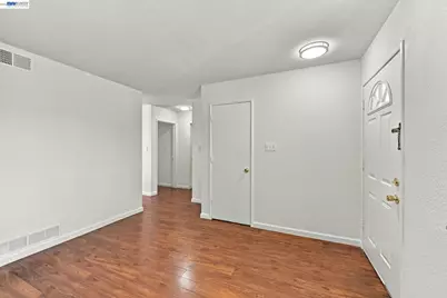 33438 University Dr, Union City, CA 94587 - Photo 8