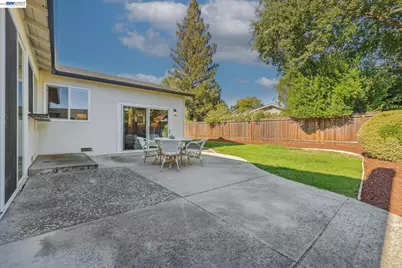 9802 Davona Dr, San Ramon, CA 94583 - Photo 36