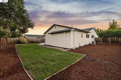 9802 Davona Dr, San Ramon, CA 94583 - Photo 44