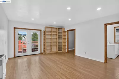 2244 20th St, Oakland, CA 94606 - Photo 40