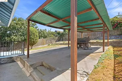 1926 14th Ave, Oakland, CA 94606 - Photo 22