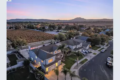 18 Pinenut Ct, Oakley, CA 94561 - Photo 48