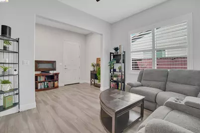 7364 Bay Harbor Way, Discovery Bay, CA 94505 - Photo 18
