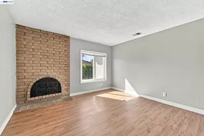 4409 Darwin Dr, Fremont, CA 94555 - Photo 8
