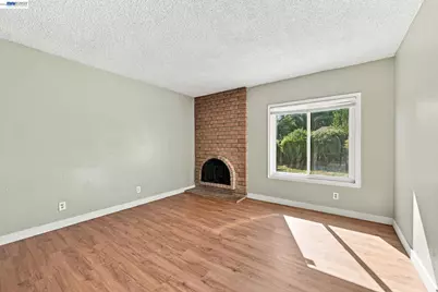 4409 Darwin Dr, Fremont, CA 94555 - Photo 6