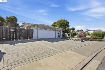 4409 Darwin Dr, Fremont, CA 94555 - Photo 2