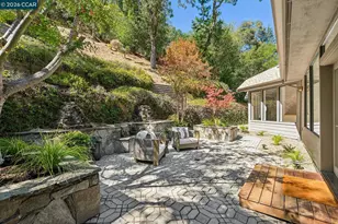 11 Redwood Cir, Lafayette, CA 94549 - Photo 40