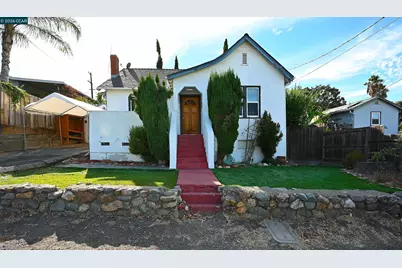 1035 Palm Ave, Martinez, CA 94553 - Photo 2