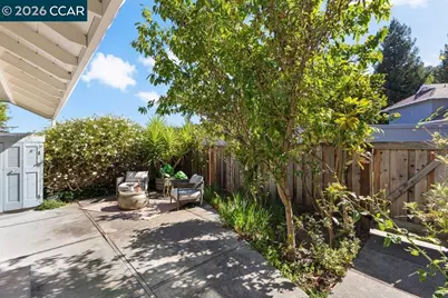 143 Miramonte Dr, Moraga, CA 94556 - Photo 26