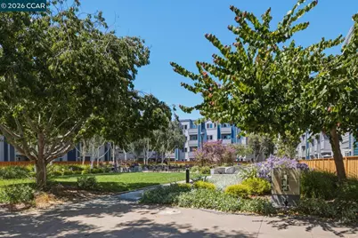 6400 Christie Ave #2214, Emeryville, CA 94608 - Photo 42