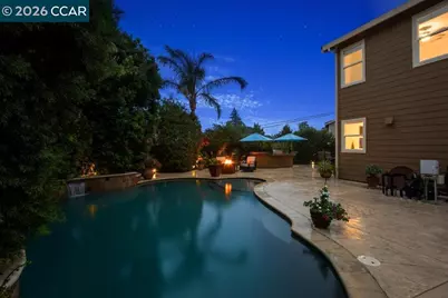 240 Explorer Way, Martinez, CA 94553 - Photo 18