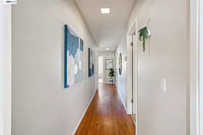 1312 Eastshore Dr, Alameda, CA 94501 - Photo 36