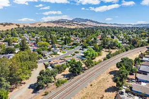 907 Lyon Ct, Concord, CA 94518 - Photo 30