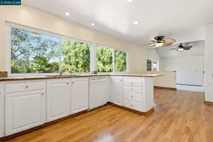 907 Lyon Ct, Concord, CA 94518 - Photo 8