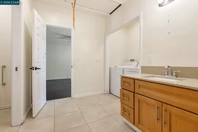 907 Lyon Ct, Concord, CA 94518 - Photo 14