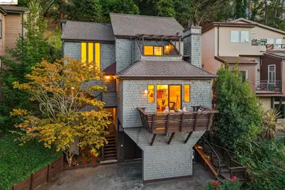 6474 Oakwood Dr, Oakland, CA 94611 - Photo 2