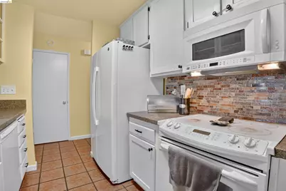 109 Peppermill Ln, Pittsburg, CA 94565 - Photo 14