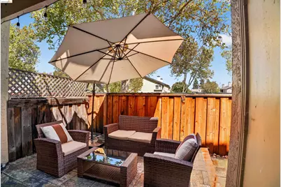 109 Peppermill Ln, Pittsburg, CA 94565 - Photo 38