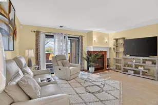 109 Peppermill Ln, Pittsburg, CA 94565 - Photo 4