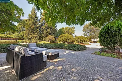 2548 Casa Grande Ct, Walnut Creek, CA 94598 - Photo 28