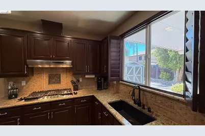 453 Emerson Court, Discovery Bay, CA 94505 - Photo 16