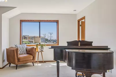 6334 Kensington Avenue, Richmond, CA 94805 - Photo 14