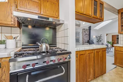 6334 Kensington Avenue, Richmond, CA 94805 - Photo 22