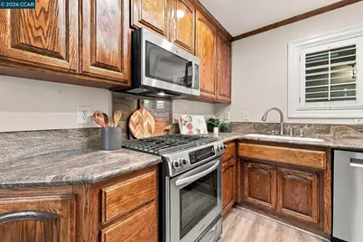 3912 Elkwood Ct, Concord, CA 94519 - Photo 18