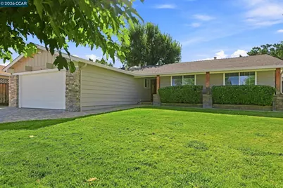 3912 Elkwood Ct, Concord, CA 94519 - Photo 2