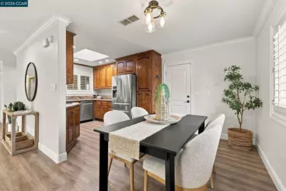 3912 Elkwood Ct, Concord, CA 94519 - Photo 16