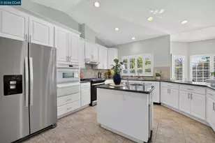 8106 Marsh Creek Rd, Clayton, CA 94517 - Photo 16