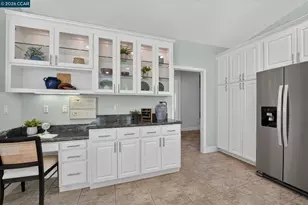 8106 Marsh Creek Rd, Clayton, CA 94517 - Photo 20