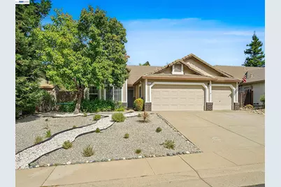 3327 Chapelle Dr, Roseville, CA 95661 - Photo 1
