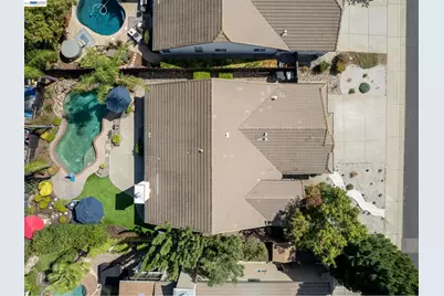 3327 Chapelle Dr, Roseville, CA 95661 - Photo 36
