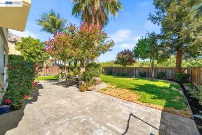 1461 Biarritz St, Tracy, CA 95304 - Photo 78