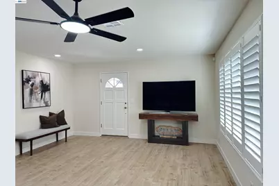 4242 Lunar Way, Union City, CA 94587 - Photo 2