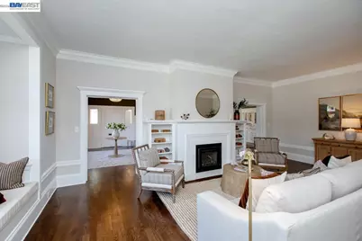 1024 Grand St, Alameda, CA 94501 - Photo 10