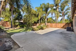923 Blossom Dr, Brentwood, CA 94513 - Photo 56