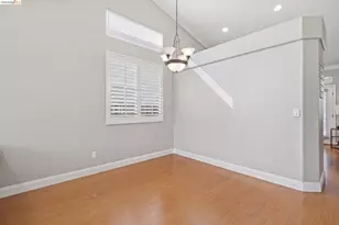 923 Blossom Dr, Brentwood, CA 94513 - Photo 14