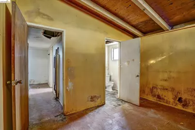 27758 La Porte Ave, Hayward, CA 94545 - Photo 22