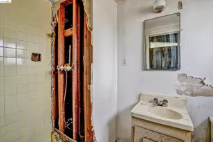 27758 La Porte Ave, Hayward, CA 94545 - Photo 18