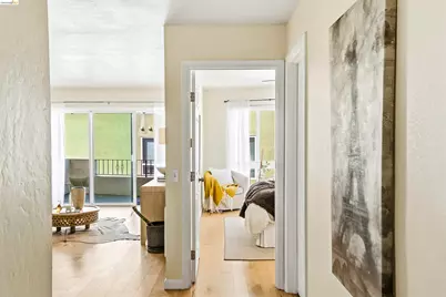 427 Lagunitas Ave #305, Oakland, CA 94610 - Photo 4