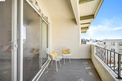 427 Lagunitas Ave #305, Oakland, CA 94610 - Photo 18