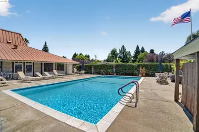 193 Kona Cir, Pittsburg, CA 94565 - Photo 52