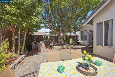 330 Aguilar Pl, Pittsburg, CA 94565 - Photo 32