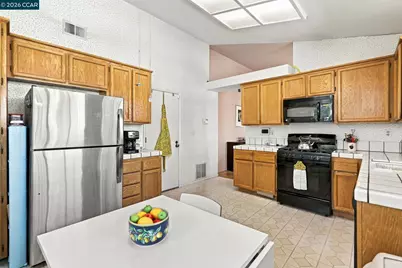 330 Aguilar Pl, Pittsburg, CA 94565 - Photo 14