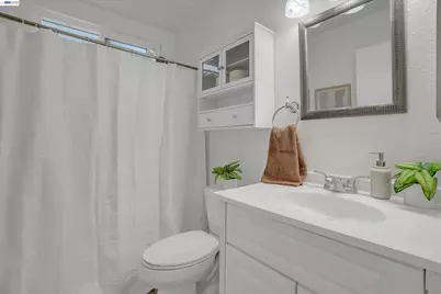 3444 Spartan Way, Sacramento, CA 95826 - Photo 24