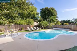 2225 Sierra Ct, Concord, CA 94518 - Photo 36