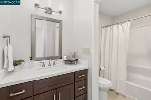 2225 Sierra Ct, Concord, CA 94518 - Photo 32