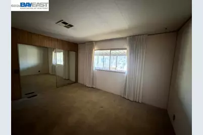 1414 Buckingham Way, Hayward, CA 94544 - Photo 14